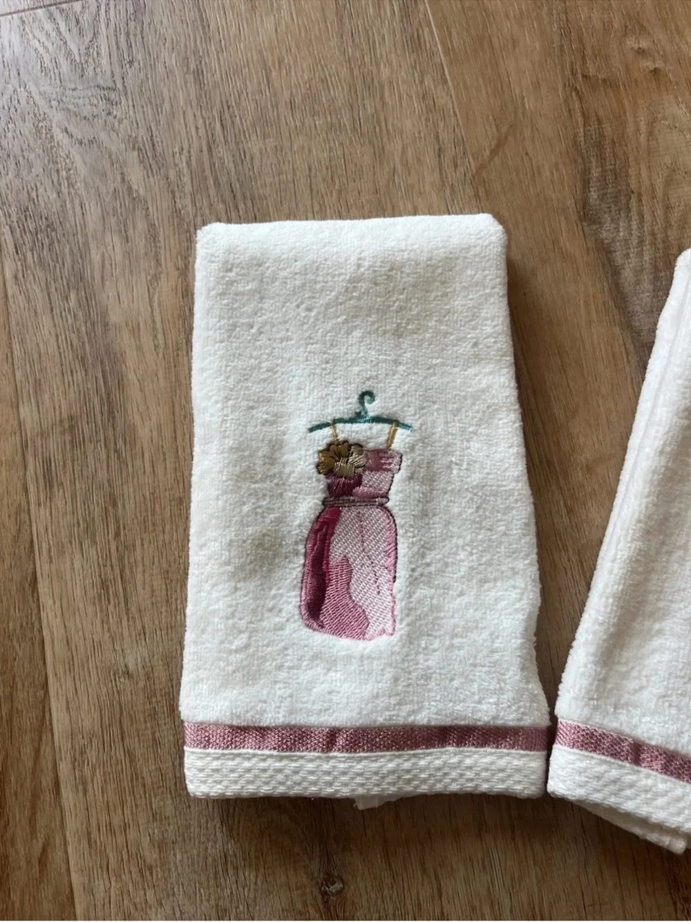 Avanti Hand towel Hawaiian Dress Feminine 3